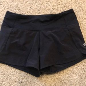 Lululemon run times shorts